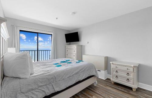 Myrtle Beach Apartamento | Beautiful 2BR Penthouse with Amazing Views