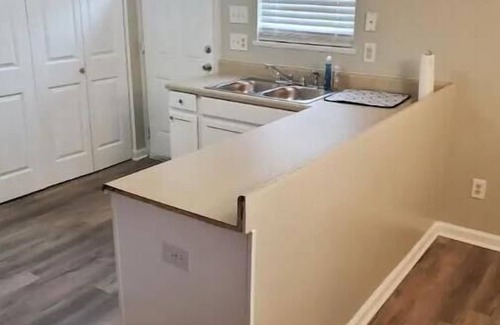 Greensboro Casa | Beautiful 3/2 Home. Walking distance from Coliseum.