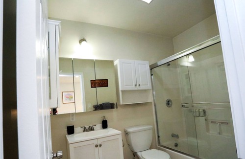 Oak Park Casa | Beautiful 3 BD 2Bath Spanish Villa close to downtown.