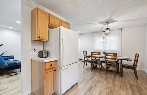 Seward Apartamento | Beautiful 3 Bed/1 Bath Duplex in a quiet neighborhood near downtown Minneapolis