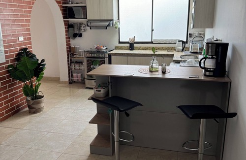 Laureles - Estadio Apartamento | Beautiful 3-bed 2-bath aptartment on la 70 with Air conditioning