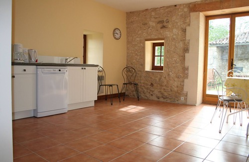 Monflanquin Cabaña | Hermosa casa de campo de piedra de 3 camas con piscina privada climatizada en Monflanquin
