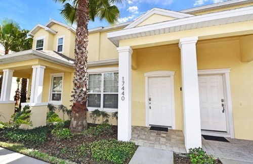 Four Corners Casa | Beautiful 3-Bed Villa 10 Minutes From Disney - Serenity Resort townhouse