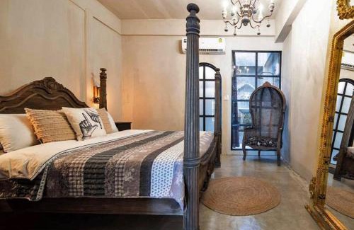 Bangkok Central Business District Villa | Beautiful 3 Bedroom Baroque House near Asoke BTS