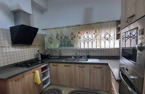 Osu Casa | Beautiful 3 bedroom house - Depot House Villa