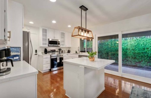 University City Casa | Beautiful 3-bedroom house in awesome San Diego with Peloton bike and a big yard