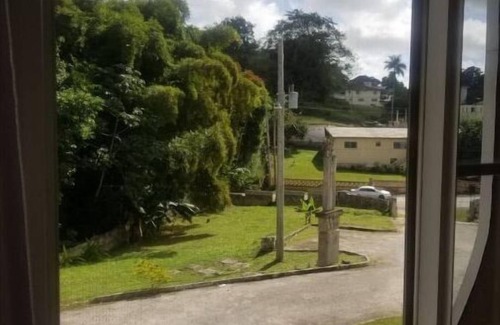 Mandeville Casa | Beautiful 3 bedroom Townhouse- 1.2km Town Center