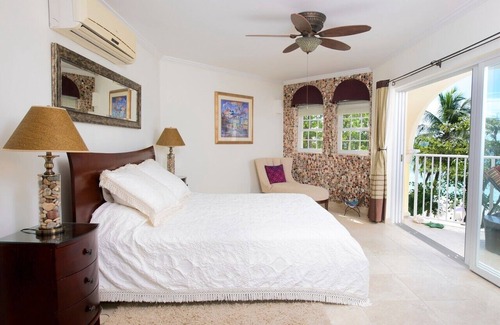 Maxwell Villa | Beautiful 3 Bedroom Sapphire Beach Suite!
