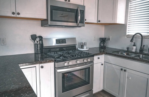 East Bakersfield Apartamento | Beautiful 3 bedroom 2 bath Luxury Unit