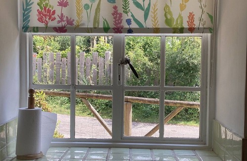 New Forest District Cabaña | Beautiful 350 Year Old New Forest Thatched Cottage - Near The Sea