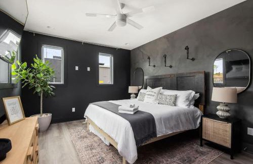 Talbot's Corner Casa | Beautiful 3BD Home Villa with 2 Story Rooftop for