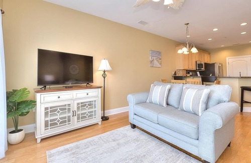 Yaupon Beach Condominio | Beautiful,3BR/2BA Oceanview Condo-POOL-ELEVATOR-HOT TUB-Sleeps9