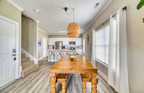 Hampstead Casa | Beautiful 3BR Townhome in Hampstead with marina access; boats welcome!