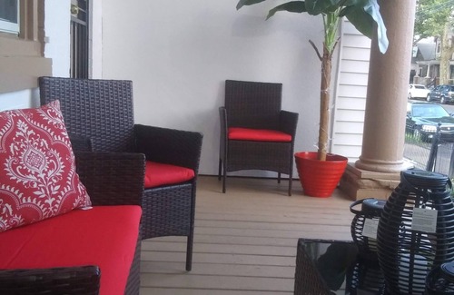 Olney-Oak Lane Casa | Beautiful 4 bedroom located in OLNEY . Close to shopping and transportation.