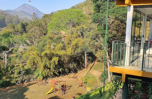 Posse Casa | Hermosa casa de campo de 4 dormitorios en la montaña con piscina, sala de juegos y más