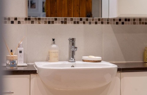 Sarratt Casa | Beautiful 4-Bedroom Cottage Pass the Keys
