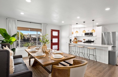 Lincoln Acres Casa | Beautiful 4-bedroom house with pool in Sunny San Diego