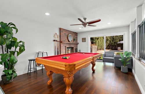 Antelope Casa | Beautiful 4 Bedroom Home Pool BBQ Pool Table