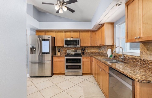 Trafalgar Casa | Beautiful 4-bedroom house with Heated Pool and WIFI in Cape Coral