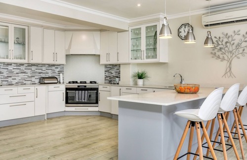 Westlake Casa | Beautiful 4 bedroom home in security estate