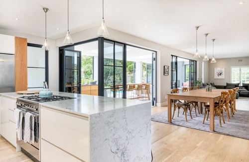 Constantia Casa | Beautiful 4 bedroom home