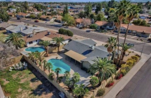 Glendale Casa | Beautiful 4 BR, stunning Pool- Close to Spring Training & State Farm Stadium