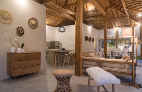 Petitenget Villa | Hermosa villa de 4 dormitorios en la plaza Seminyak