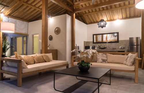Petitenget Villa | Hermosa villa de 4 dormitorios en la plaza Seminyak