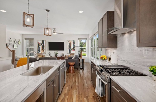 Edgehill Casa | Hermosos nuevos 4 Niv., 4BR / 4BA minutos del hogar al centro de Nashville, 4 camas King