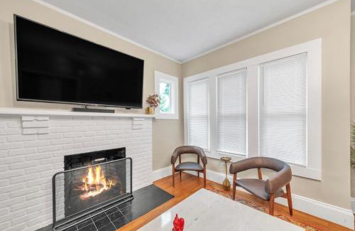 Springfield Casa | Beautiful 4BR 2 Bathroom House with Parking
