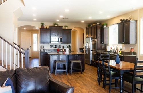 Crossriver Casa | Beautiful 5 bed 3.5 bath with pool and sunset view