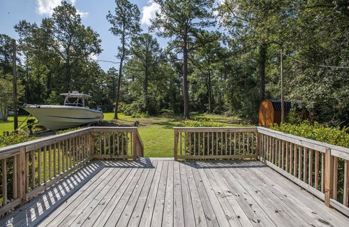 Morehead City Casa | Beautiful 5 Bedroom Home-Cardinal Seas
