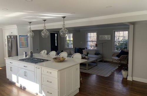 Darien Casa | Beautiful 5 bedroom Darien house with pool