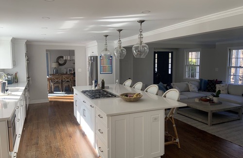 Darien Casa | Beautiful 5 bedroom Darien house with pool