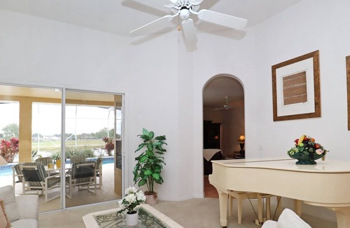 Ridgewood Lakes Casa | Beautiful 5 Bedroom home near Disney World