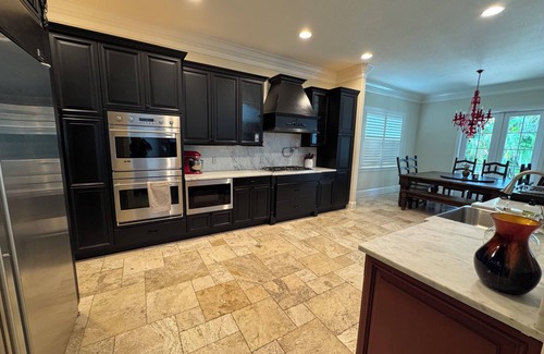 Sunset Park Casa | Beautiful 5-bedroom Home in South Tampa with Pool on the Water