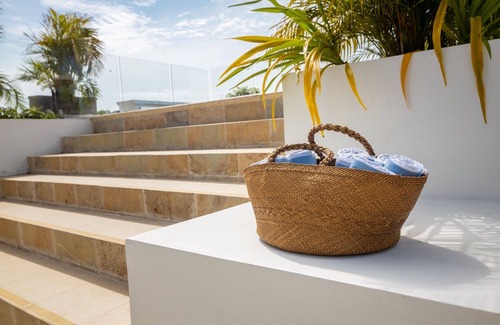 Centro Villa | Casa de 5 Hab en la Ciudad Amurallada con Piscina