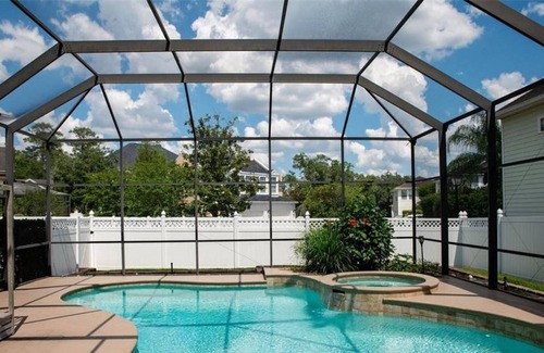 Celebration Apartamento | Beautiful 5 Br. Single family (420364) by Houzlet
