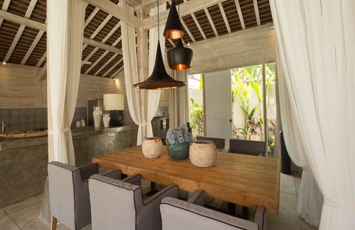 Kerobokan Villa | Luxury 4 Bedroom Villa with Private Pool, Bali Villa 2006