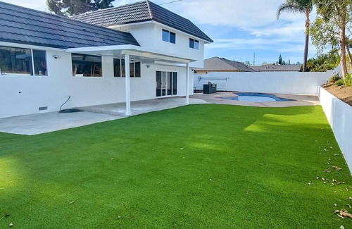 Simi Valley Casa | Beautiful 5BR Pool Home Furnished in Simi Valley