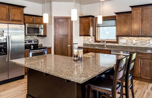 West Fargo Casa | Beautiful 6 bedroom/3 bathroom home!