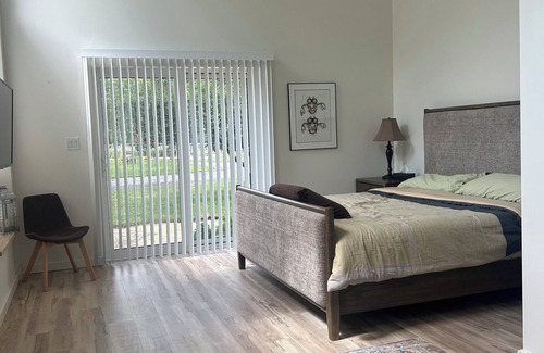 Brokenhead Otro | Beautiful 7 Bedroom Home w/AC