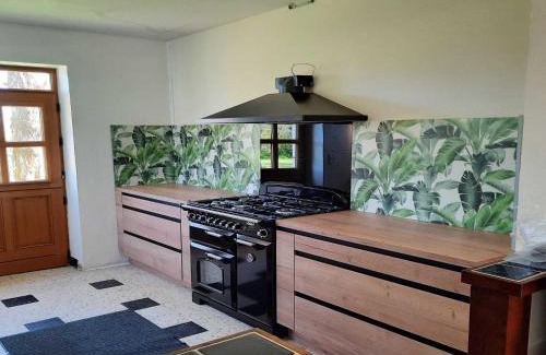 Chantenay-Saint-Imbert Casa | Beautiful authentic holiday home with pool