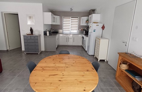 Montferrier-sur-Lez Casa | Beautiful air-conditioned house, 100m² north of Montpellier in a residential area