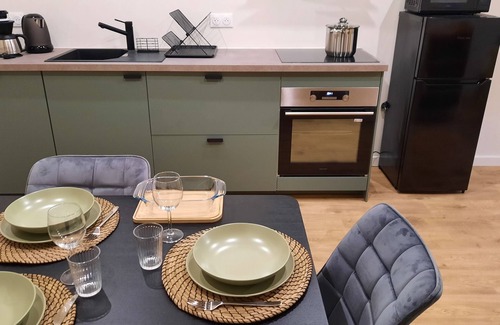 St.-Remy-de-Provence Apartamento | Beautiful apartment in country house. Saint Remy de Provence.