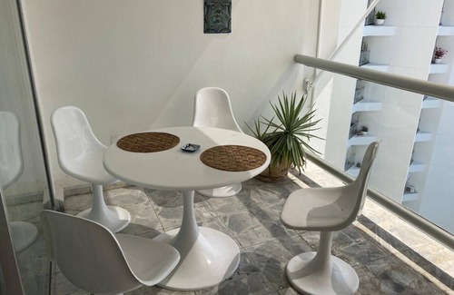 Club Deportivo Apartamento | Bello departamento en la playa con vista a la hermosa Bahía de Acapulco.