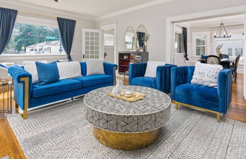 Gresham Casa | Summer Sale! Book now and Save!