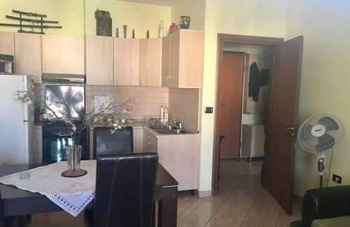 Tirana Apartamento | Hermoso y céntrico apartamento - excelente vista de la montaña Dajti