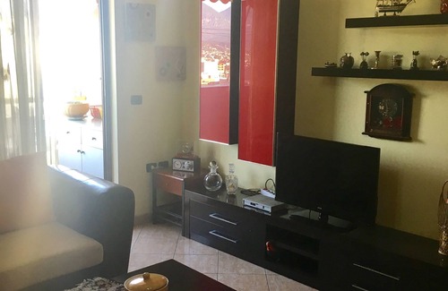 Tirana Apartamento | Hermoso y céntrico apartamento - excelente vista de la montaña Dajti