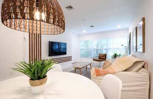 Victoria Park Casa | Beautiful And Comfortable Apt in Victoria Park